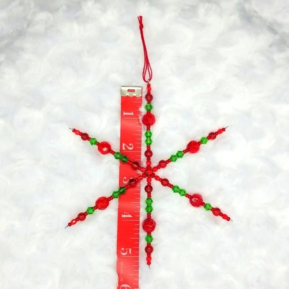 6 Hand Crafted Handmade Beaded Red & Green Snowflake Ornaments - Picture 10 of 12